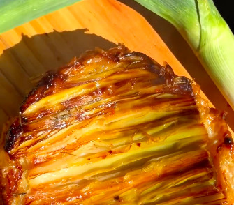 Hrskava pita sa prazilukom: Napravite nešto drugačije (RECEPT+VIDEO)