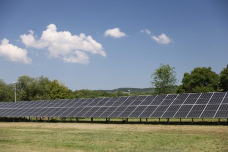 Profesor Banjac apeluje: “Nismo se pripremili, Srbija ima samo 13 odsto varijabilnih izvora energije”