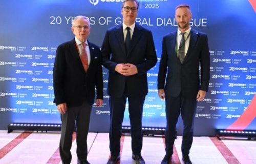 Vučić sa predsednikom GLOBSEC: "Srdačan i vrlo sadržajan razgovor" (FOTO)
