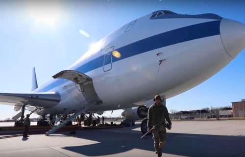 Poleteo Trampov "avion sudnjeg dana": Neobičan pozivni znak izazvao alarm u SAD