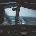 Teška nesreća u Italiji: Avion pao na auto-put, ima mrtvih
