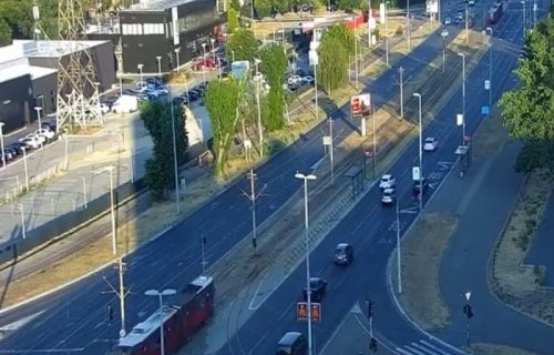 Od jutros prevoz funkcioniše po redovnom redu vožnje: Policija razbila blokadu na Novom Beogradu