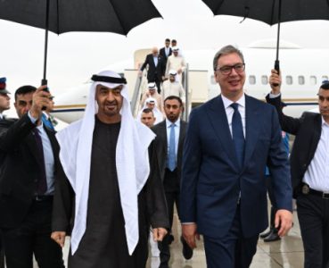 Vučić dočekao Muhameda bin Zajeda: “Čovek koji je odnos prema Srbiji pokazao na delu” (FOTO)