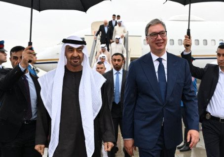 Vučić dočekao Muhameda bin Zajeda: "Čovek koji je odnos prema Srbiji pokazao na delu" (FOTO)