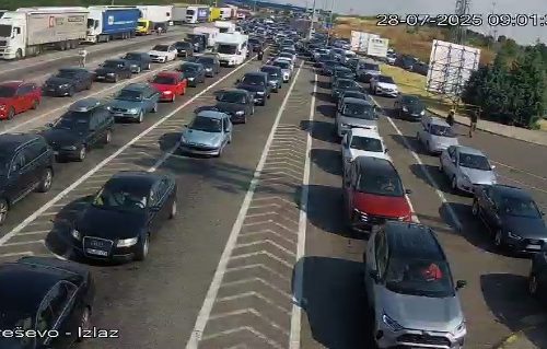 Saobraćaj u Srbiji pojačanog intenziteta, evo kakva je situacija na graničnim prelazima