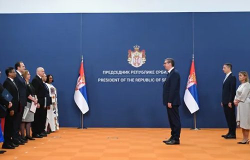 Vučić primio akreditivna pisma novih ambasadora: "Razgovarali smo o prioritetu naše zemlje" (FOTO)