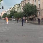 Uklonjene blokade u Glavnoj ulici u Zemunu: Radnici javnih gradskih preduzeća izveli akciju (FOTO)