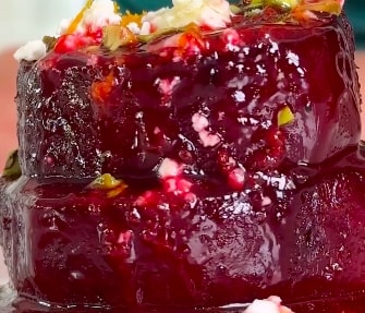 Slatka cvekla sa fetom i pistaćima: Neočekivana kombinacija suprotnih ukusa (RECEPT+VIDEO)