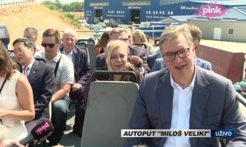 Upriličena lepa ceremonija: Vučić na otvaranju deonice auto-puta “Miloš Veliki” od Preljine do Požege