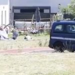 Srušio se avion u Francuskoj: Letelica se zarila u dvorište i raspala, ima mrtvih (VIDEO)