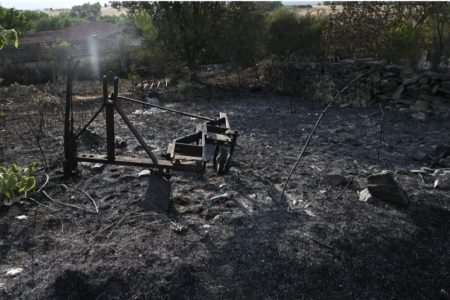 Vatra im je domove pretvorila u zgarišta, potrebna je naša pomoć! Počela velika akcija Crvenog krsta Srbije