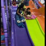 Radosti majčinstva: Ono kad daš sve od sebe da ti deca budu bezbedna, ali... (VIDEO)