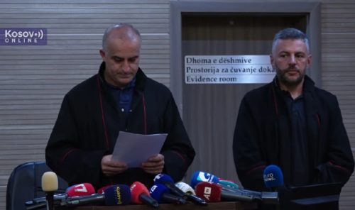 Milenkoviću i Vlajiću po pet godina zatvora zbog “terorizma”, Pantiću dve godine za “huliganizam” (VIDEO)