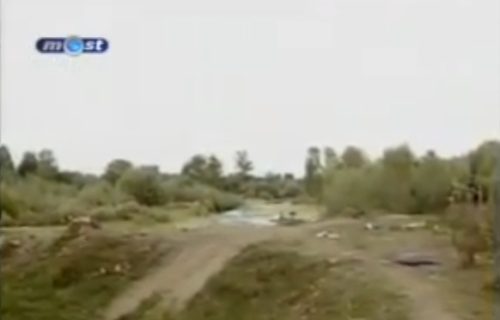 Godišnjica ubistva u Goraždevcu: Pre 22 godine "kalšnjikovim" se pucalo na srpsku decu koja su se kupala u reci (VIDEO)