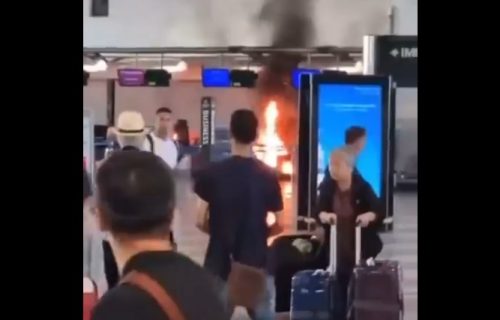 Dramatično na aerodromu u Milanu: Muškarac napao osoblje, vitlao čekićem i zapalio šalter (VIDEO)