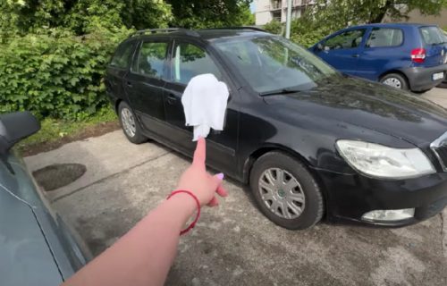 Znate li šta znači beli peškir na retrovizoru? Ljudi masovno praktikuju ovaj trik, razlog je genijalan (VIDEO)