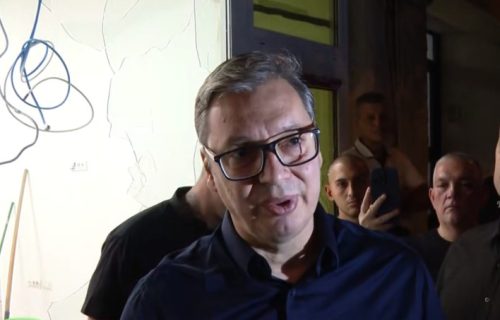 Predsednik Vučić ispred razbijenih prostorija SNS na Paliluli: "Oni hoće da nam unište normalan život"