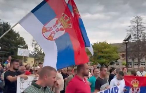 Narod širom Srbije ustao protiv blokada: "Želimo da živimo u miru i da deca idu u školu"