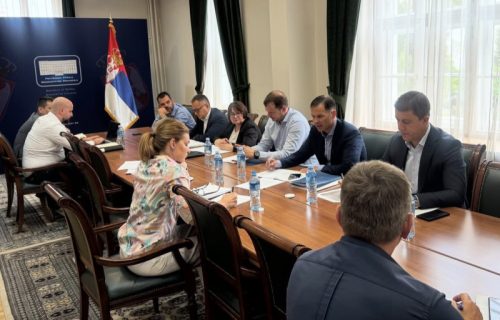 "Svako obećanje koje smo dali, ispunili smo, dok oni blokiraju, ruše i uništavaju": Mali o novim ekonomskim merama i minimalcu (FOTO)