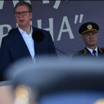 "Otpočinjete najhrabriji posao na svetu": Vučić na promociji najmlađih oficira Vojske Srbije