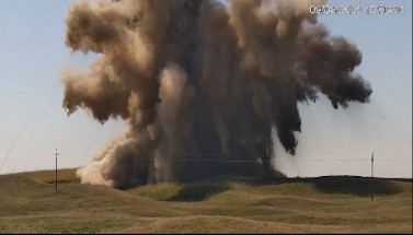 Uništena bomba teška 500 kilograma nađena u Beogradu na vodi: Pogledajte kako je to izgledalo (VIDEO)