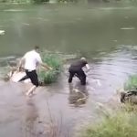 Dramatična akcija spasavanja žene iz reke: Videli telo ispod mosta, pa shvatili da je živa (VIDEO)