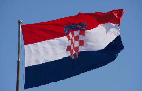 Ministri pevali Tompsonove pesme: Ustaški pir na dočeku hrvatskih rukometaša, pozivali na ubijanje Srba
