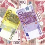 Srednji kurs dinara za evro danas 117,3774, za dolar 100,6149