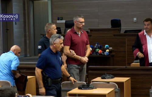 Popoviću na sporazumnom ročištu predložena kazna zabrane ulaska na Kosovo dve godine i novčana 3.000 evra