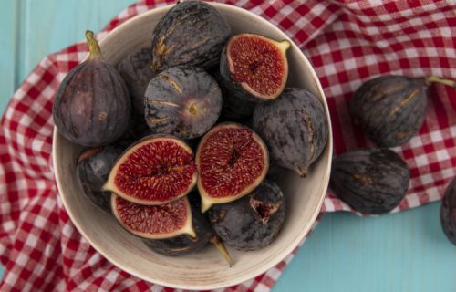 Sveže smokve iz rerne: Punjene kozjim sirom i medom (RECEPT+VIDEO)
