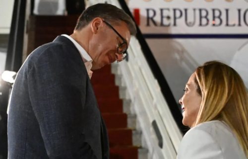 Uvereni da će naši odnosi nastaviti da jačaju u obostranom interesu: Vučić ispratio Melonijevu