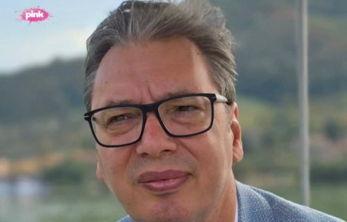 Predsednik Vučić se večeras obraća javnosti