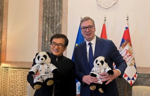 "Velika je čast što će ova filmska zvezda predstavljati EXPO u Srbiji": Vučić ugostio Džekija Čena (FOTO)