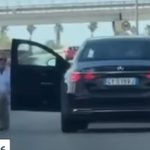 Ljudi šokirani: Zaustavili automobil na auto-putu, naterali vozača da izađe i klekne, a onda... (VIDEO)