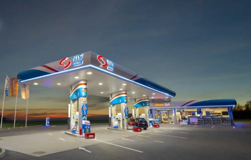 Stigle loše u vezi NIS-a, sutra sednica Vlade uz prisustvo Vučića