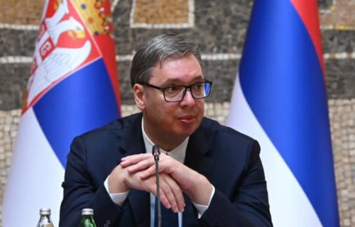 Vučić: "Danas vojska izgleda svemirski, pre 14 godina nismo imali ni čizme"