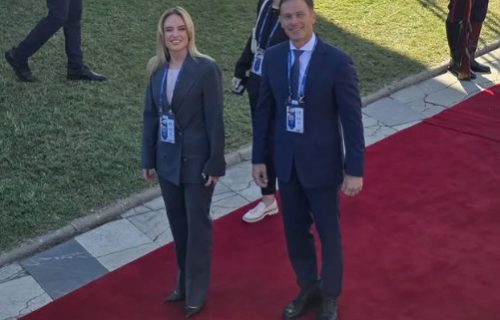 Sa koleginicom iz Vlade: Oglasio se Siniša Mali pred sam početak vojne parade "Sloboda jedinstva" (FOTO)