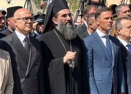 Mali na Dan zastave u Gadžinom Hanu: "Duh naših junaka nije ugašen" (FOTO)