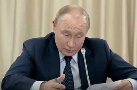 Putinovim emigrantima preti novi udar: Kazahstan uvodi elektronske dozvole i naknade za ulazak