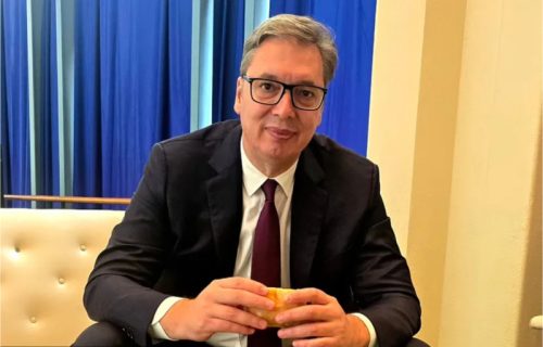 Vučić se oglasio posle govora pred UN: Nastavljamo borbu za Srbiju do kasno u noć