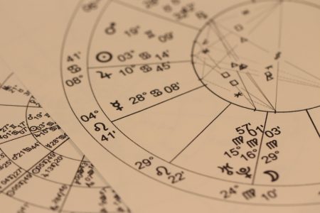 Dnevni horoskop za subotu, 23. avgust: Sukobi sa autoritetima, vanredni troškovi i novčani izazovi