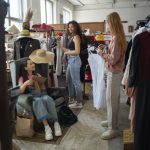 Prvi “second hand“ šoping mol: Pored odeće, u prodaji su nameštaj i električni uređaji