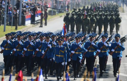 Ministarstvo odbrane o vojnoj paradi "Snaga jedinstva": Bilo angažovano 10.000 vojnika, a prikazano oko 2.500 sredstava naoružanja