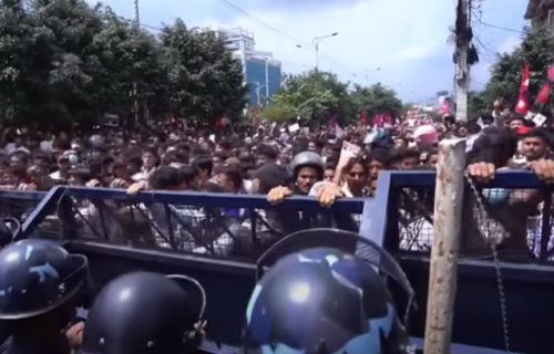 Vojska patrolira prestonicom Nepala: Nakon dva dana nasilja na ulicama slede razgovori vlasti i demonstranata