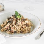 Obrok za 500 dinara: Rižoto sa bukovačama i povrćem za 2 osobe (RECEPT)