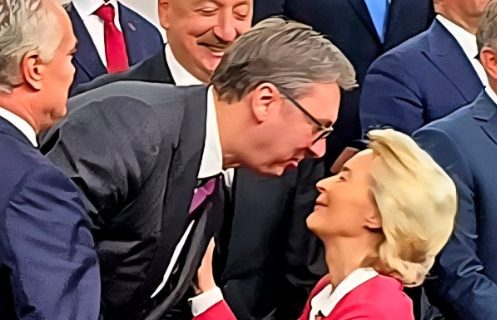 "Potvrdili smo posvećenost miru i stabilnosti": Vučić na samitu Evropske političke zajednice (FOTO)
