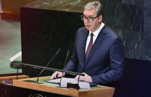 Predsednik Vučić: "Svet ide u lošem smeru, mi moramo da sačuvamo našu Srbiju" (FOTO)