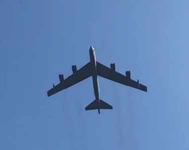 Srušila se američka “leteća tvrđava”: Tokom rutinske misije poginulo osam osoba