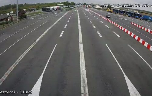 Stanje na granicama: Nema zadržavanja putničkih vozila, sa teretnjacima je drugačija situacija