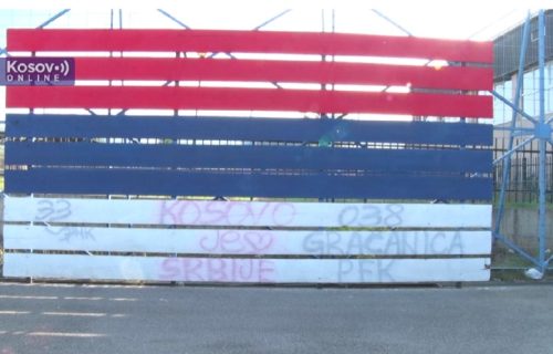 Prekrečen grafit "Kosovo je srce Srbije" u Gračanici (VIDEO)